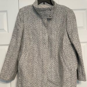 Loft winter coat. Tweed, Front zip. Brand new, never worn - car length